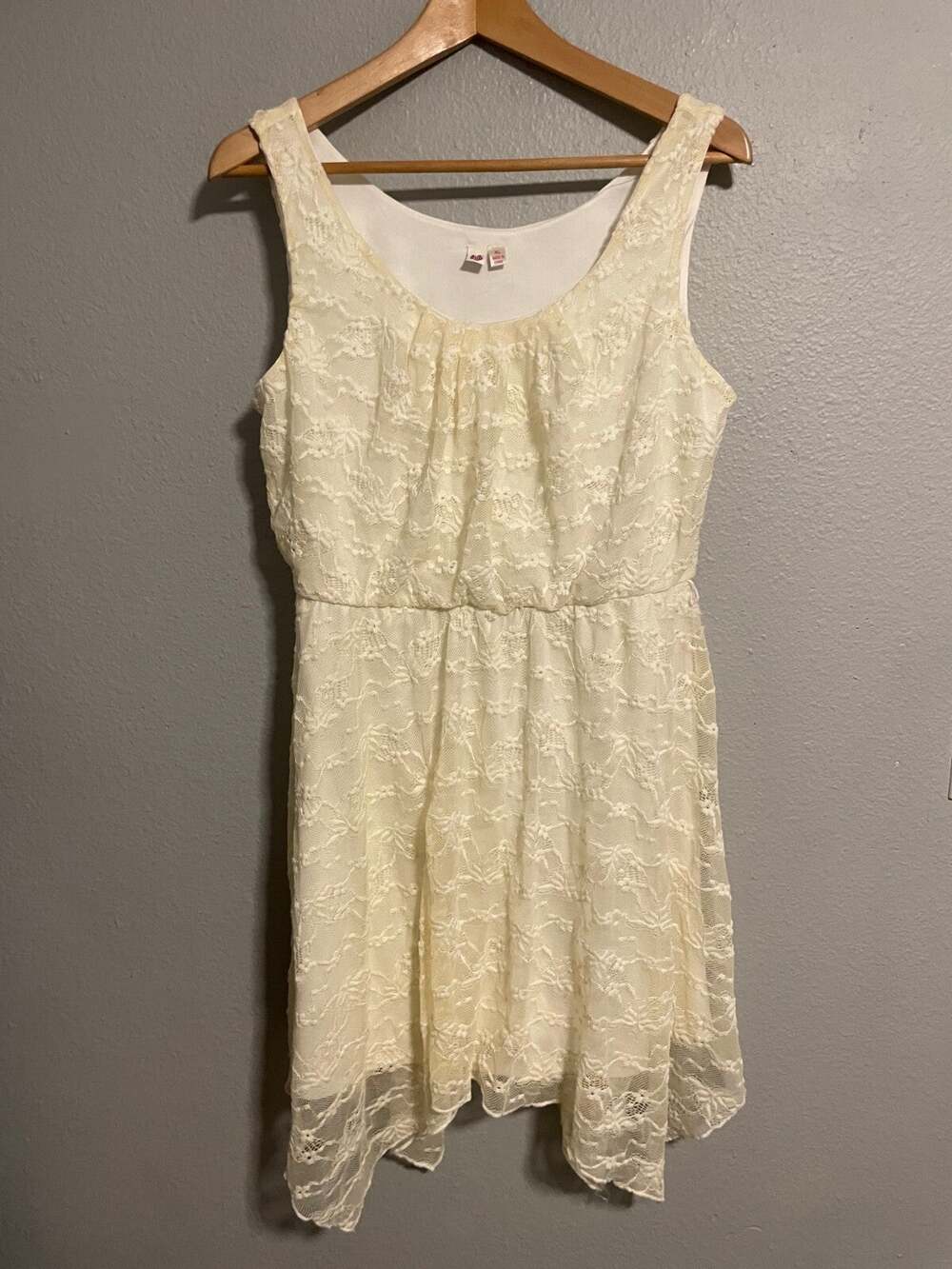 Womens Midi Dress Size XL Cream Floral Lace Sharkbite Hem Fairy Romantic Boho